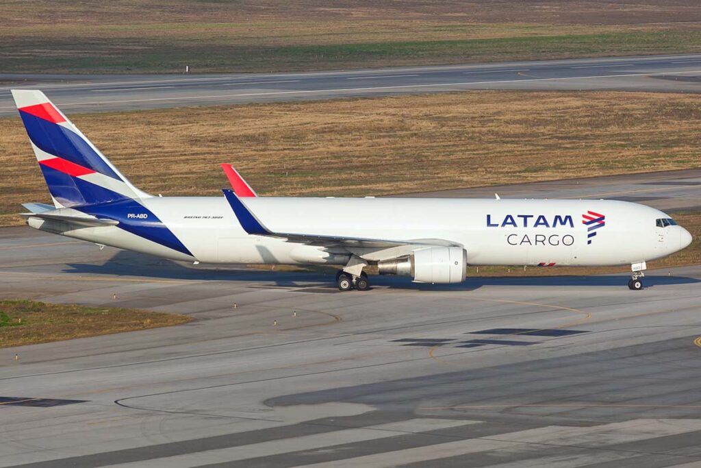 LATAM passa a realizar mais 3 voos semanais da Europa para Viracopos 2 Black Friday: LATAM Cargo amplia em 12% sua capacidade no Brasil