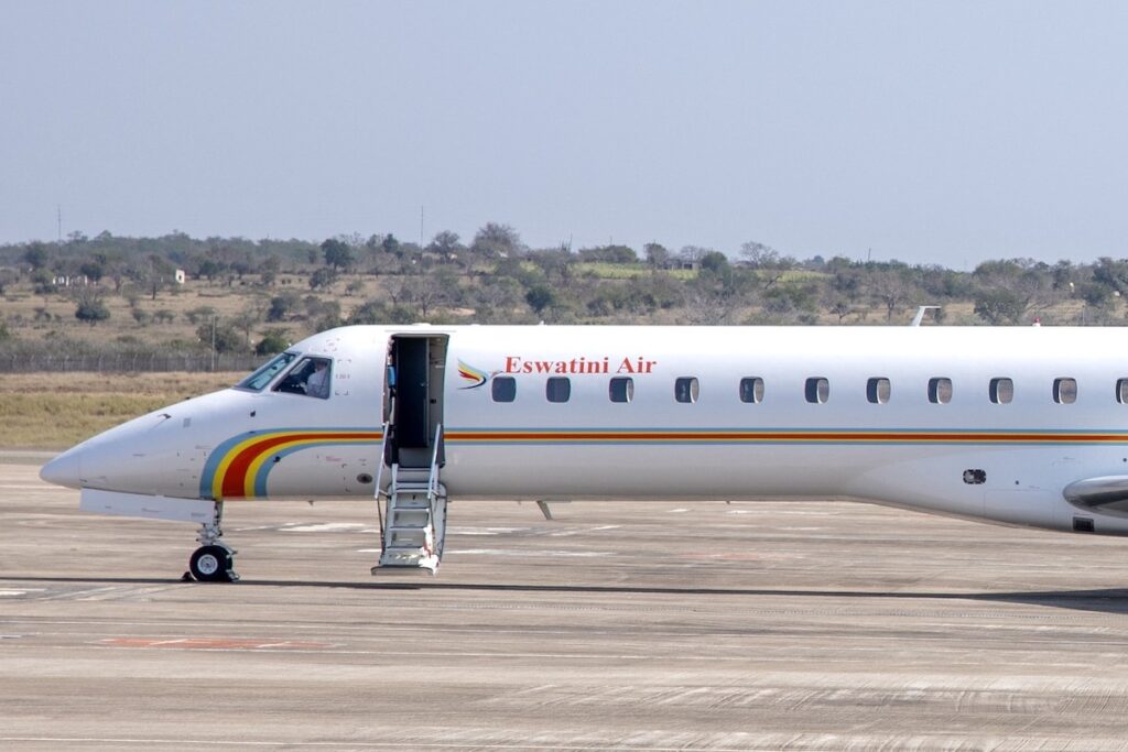 Eswatini Air inicia operações regulares com jato da Embraer