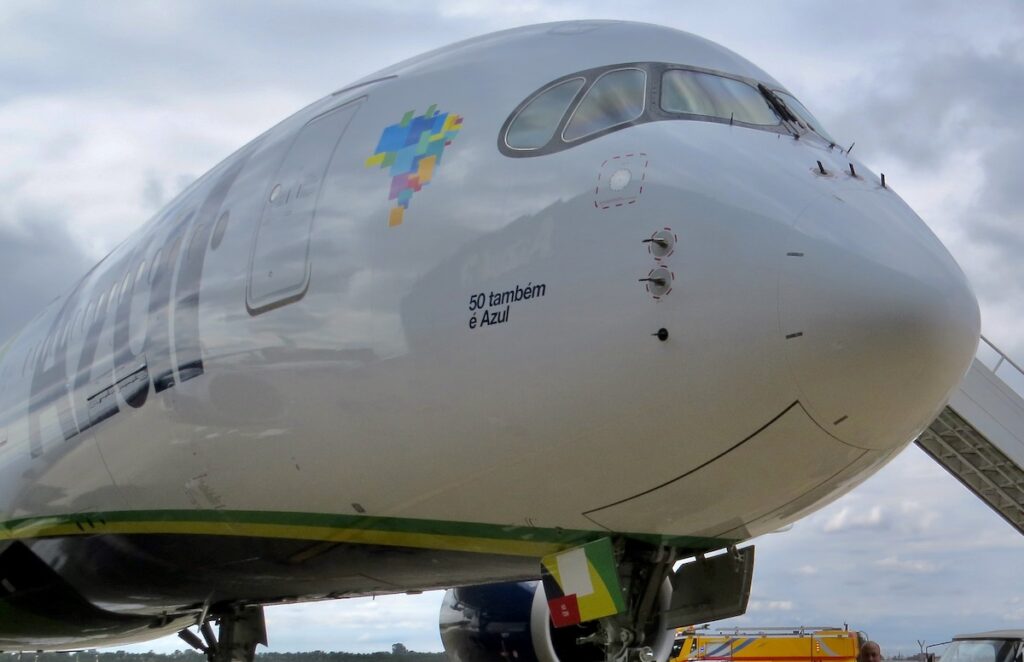 Último A350 da Azul deixa o Brasil rumo aos EUA