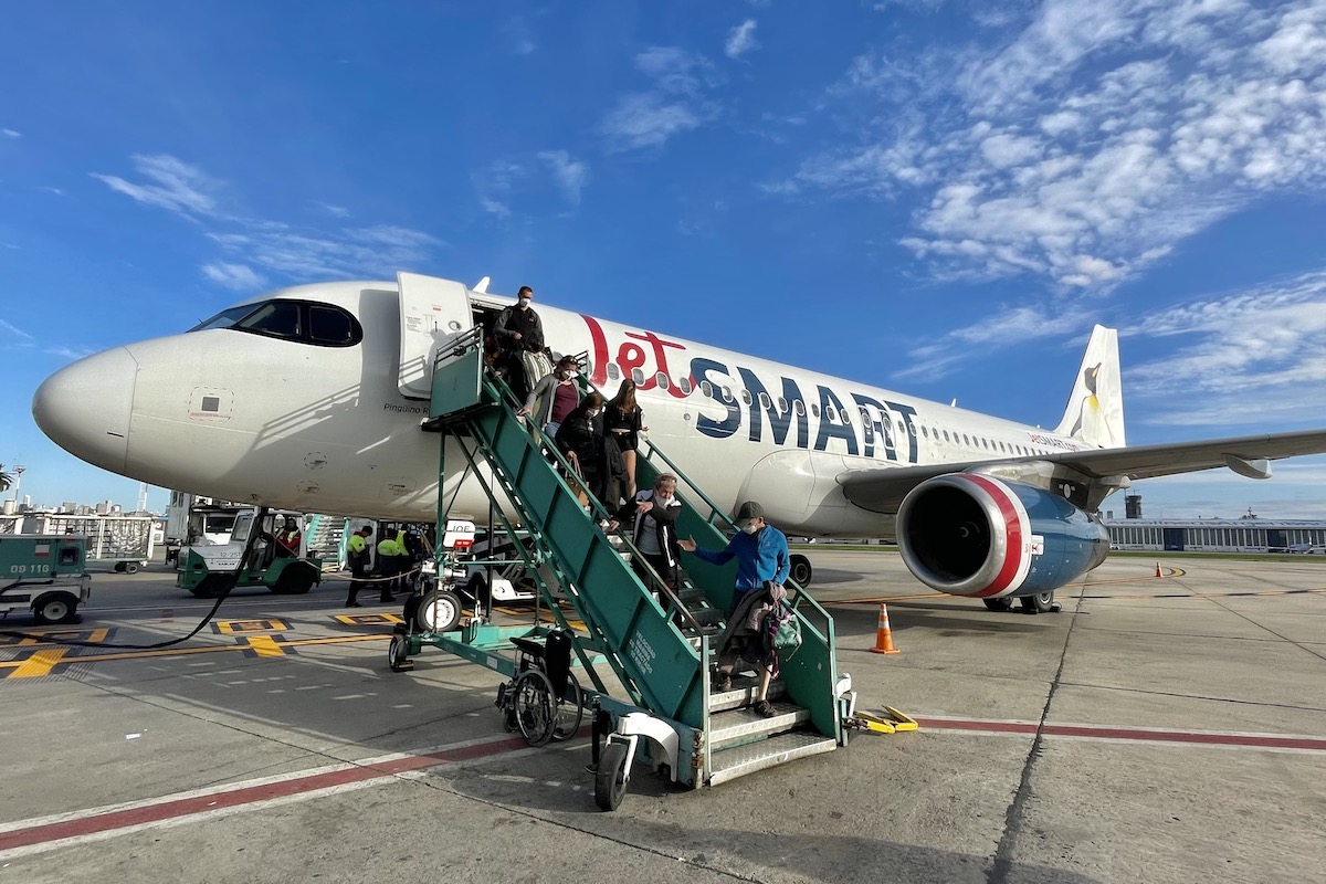 JetSMART inicia voos na rota Buenos Aires-Montevidéu