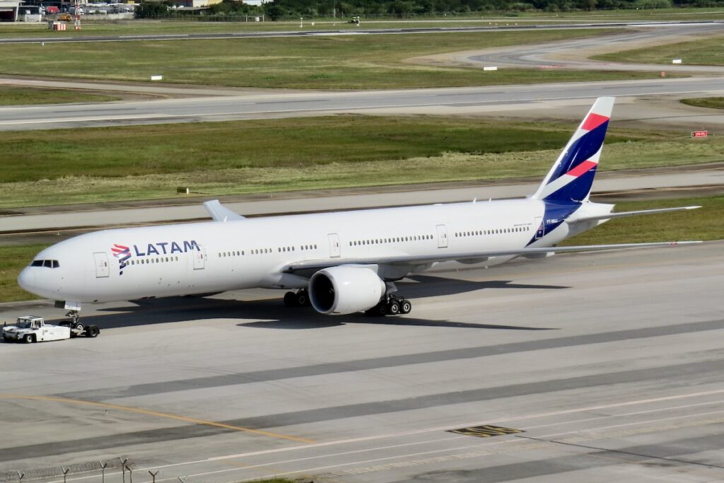 Latam planeja operar B777 em quatro rotas nacionais em novembro