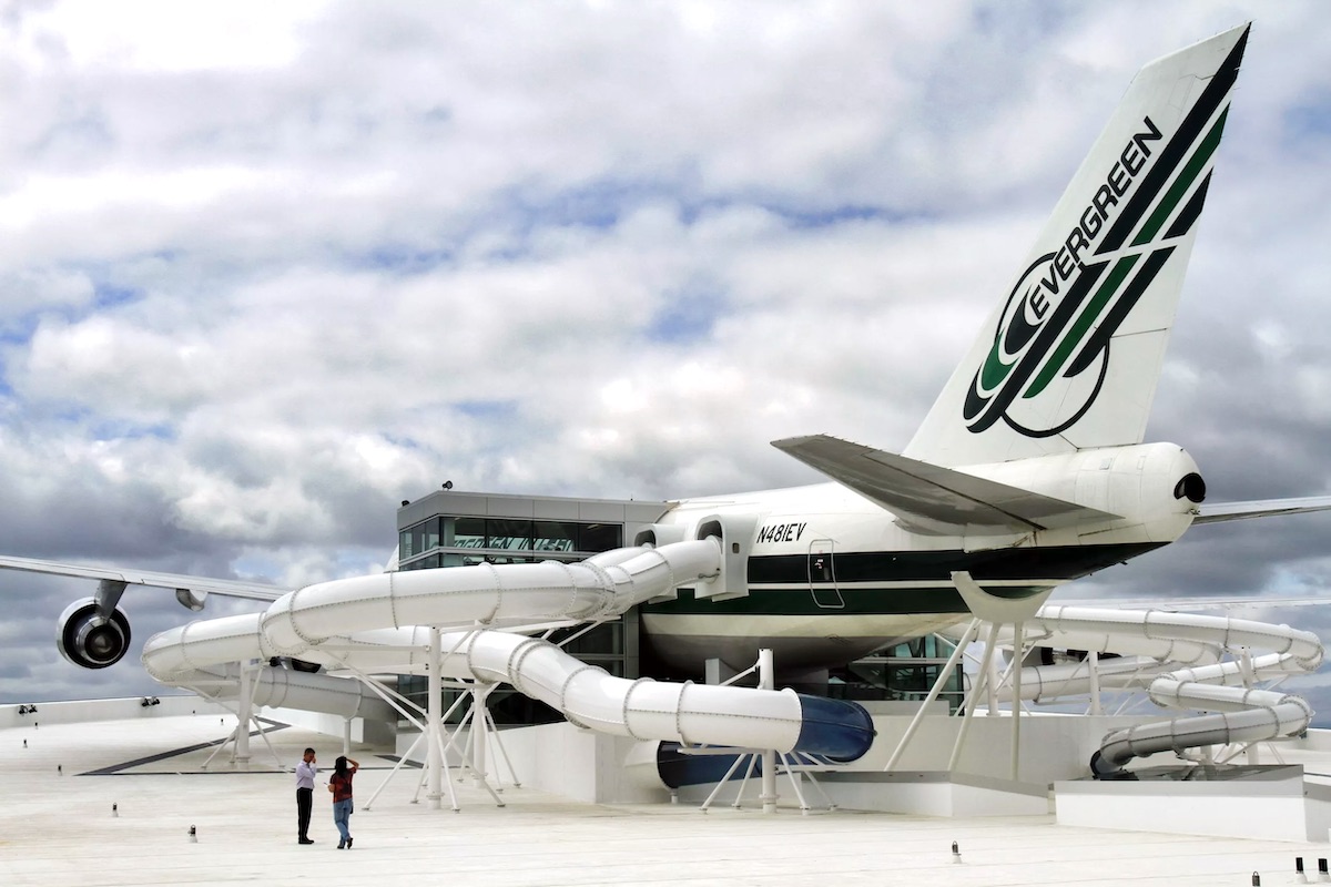 Waterpark Jumbo: o Boeing 747 que virou um parque aquático