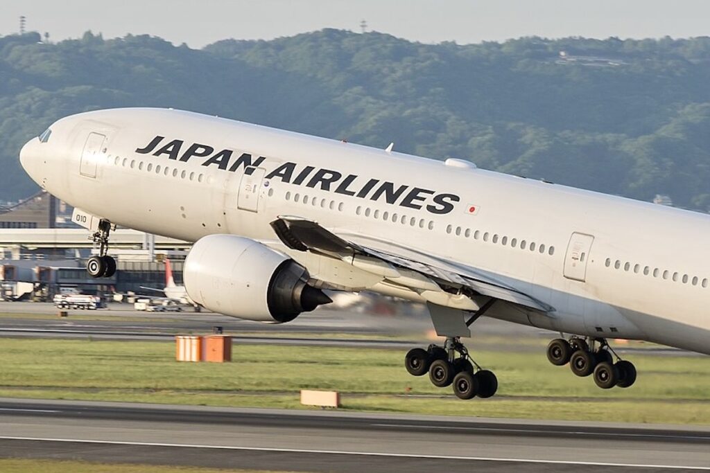 Japan Airlines aposenta seu último Boeing 777-200