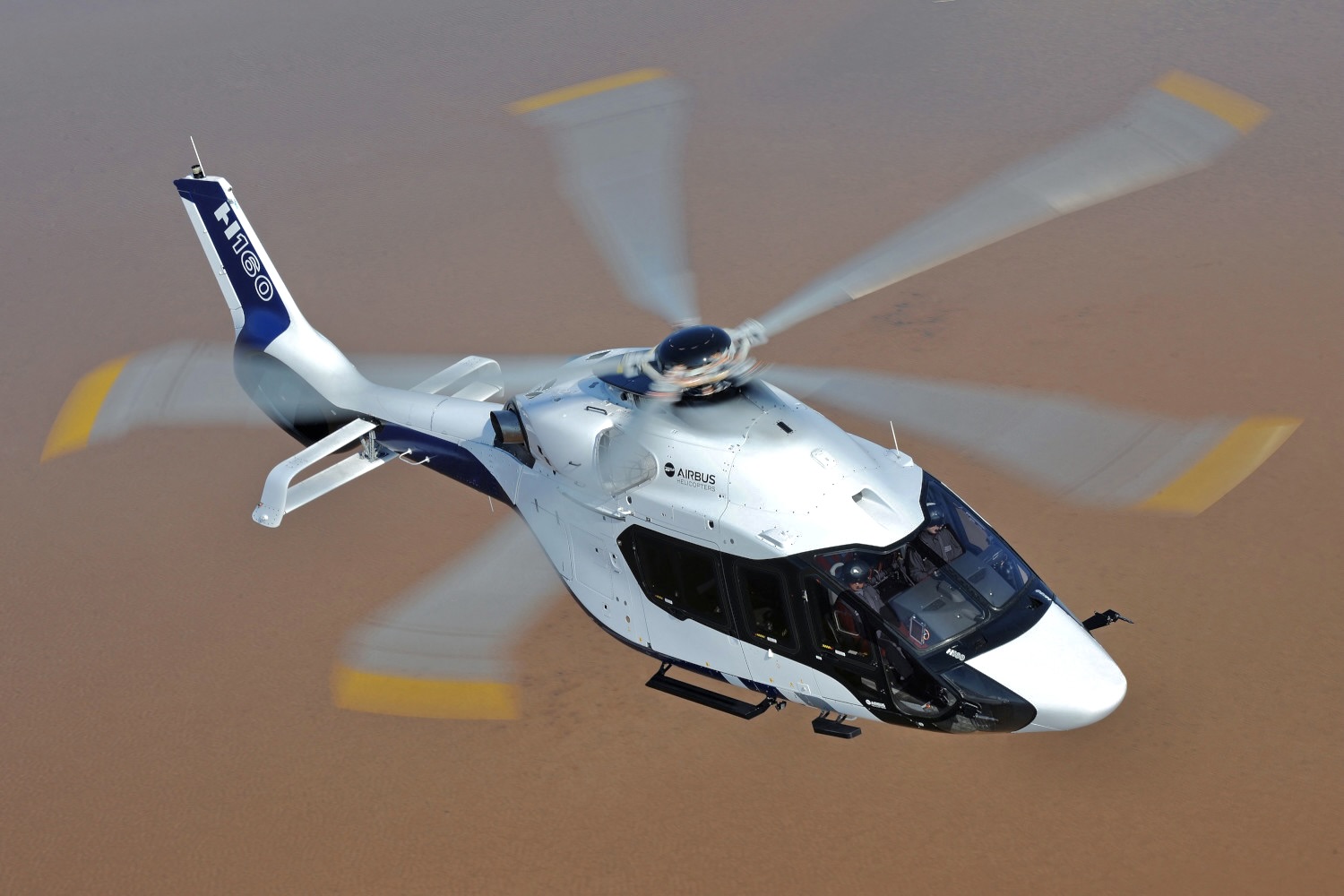 Airbus Helicopters conquista 43 encomendas durante a EBACE