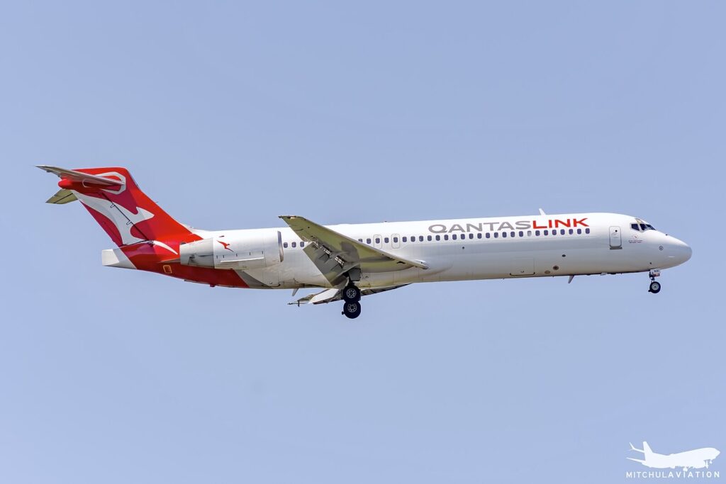 Qantas se despede de seu primeiro Boeing 717