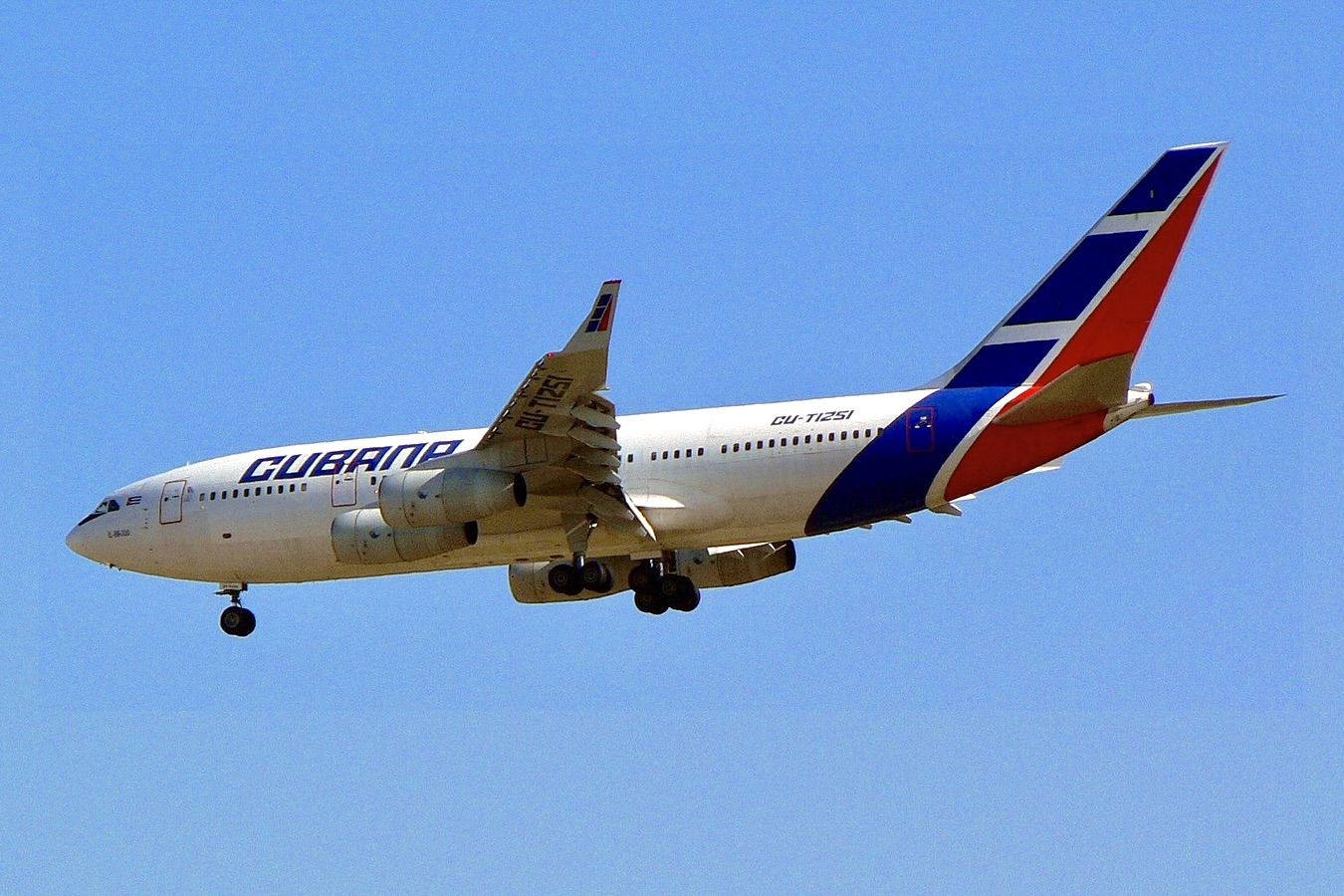 Cubana pretende reativar três aeronaves que estão estocadas