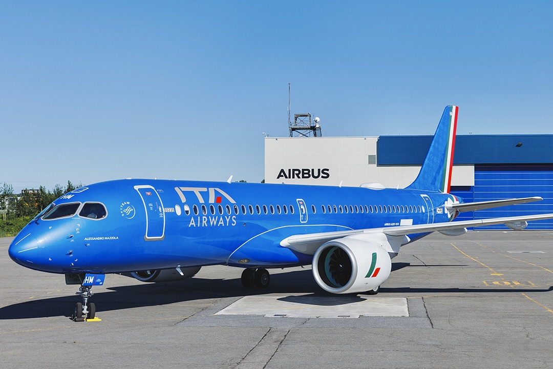 Com pintura completa, ITA Airways recebe seu 5º A220