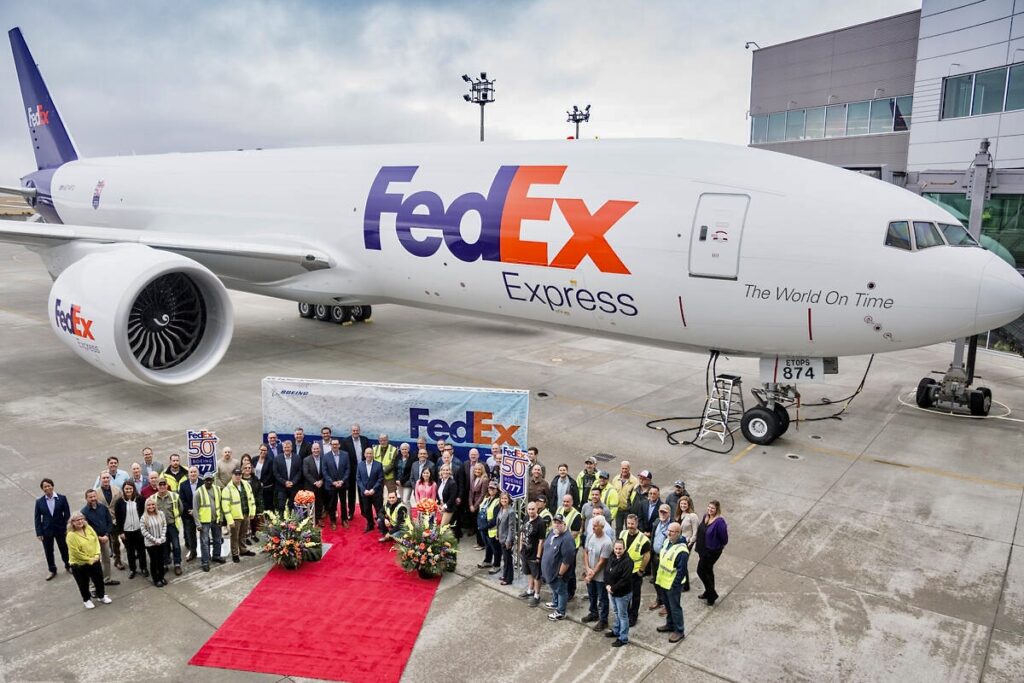 Boeing entrega 50º 777F à FedEx