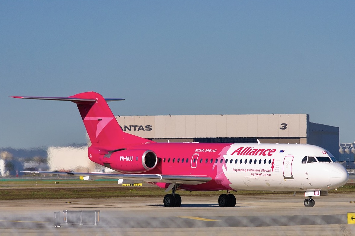 Outubro Rosa: confira quais empresas aéreas possuem aeronaves cor-de-rosa em campanha de prevenção do Câncer de Mama
