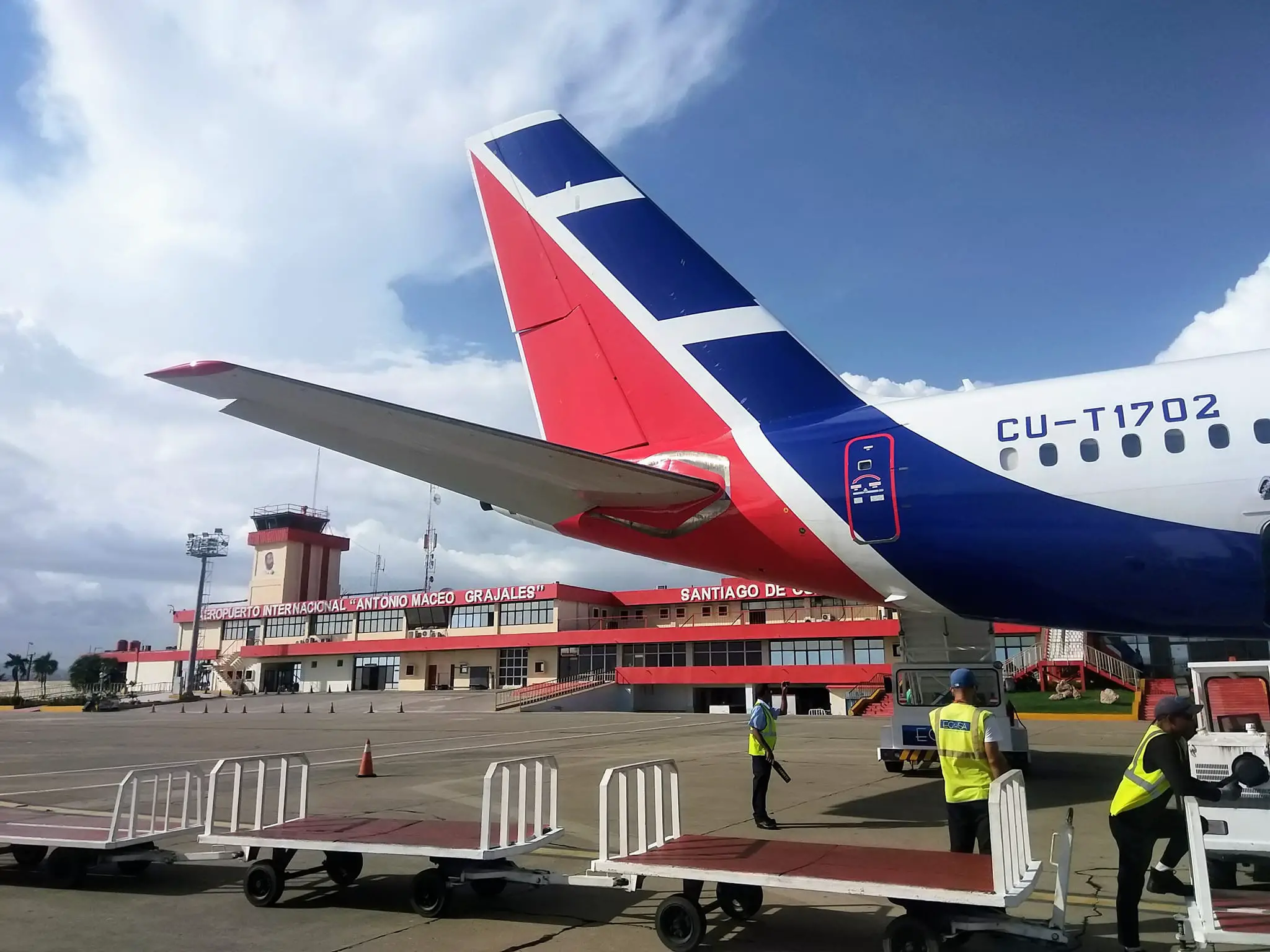 Cubana volta a operar regularmente com o Tupolev 204