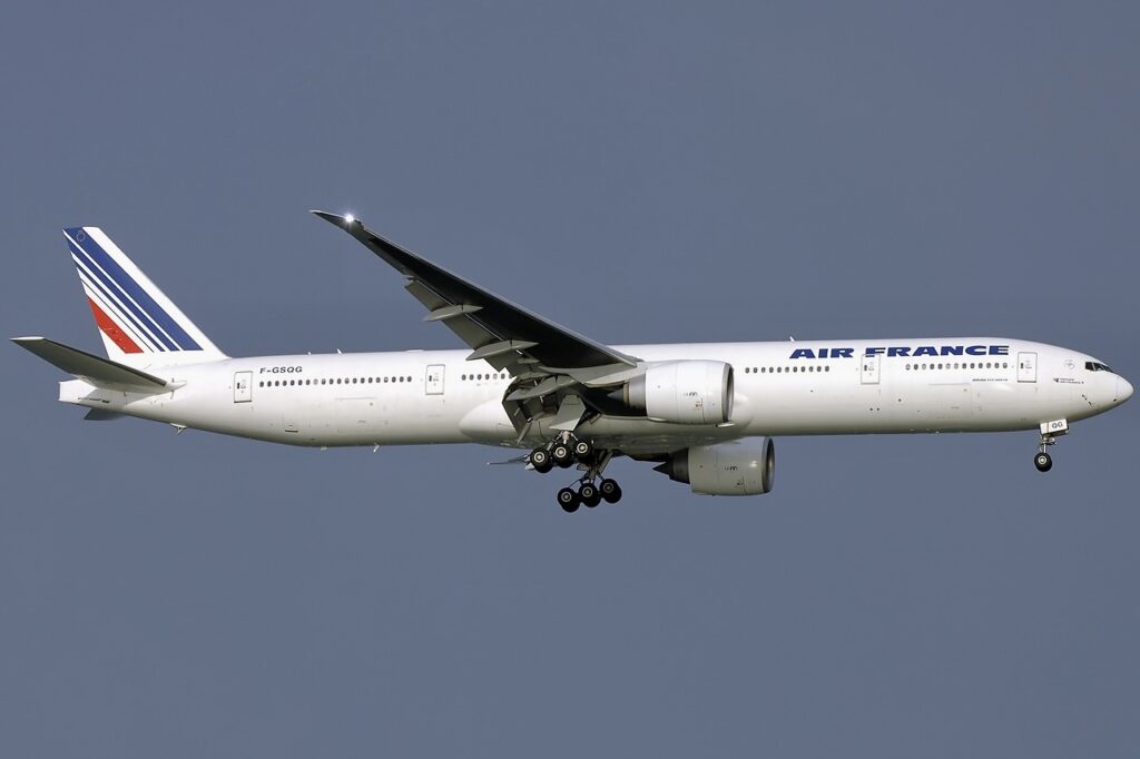 Há 19 anos, a Boeing entregava o 500º 777 e quebrava um recorde 22 Há 19 anos, a Boeing entregava o 500º 777 e quebrava um recorde