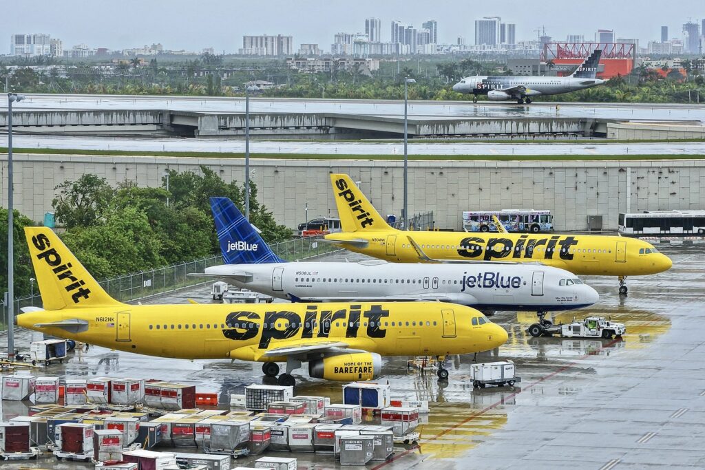 Justiça barra fusão entre Spirit e JetBlue 2 Justiça barra fusão entre Spirit e JetBlue