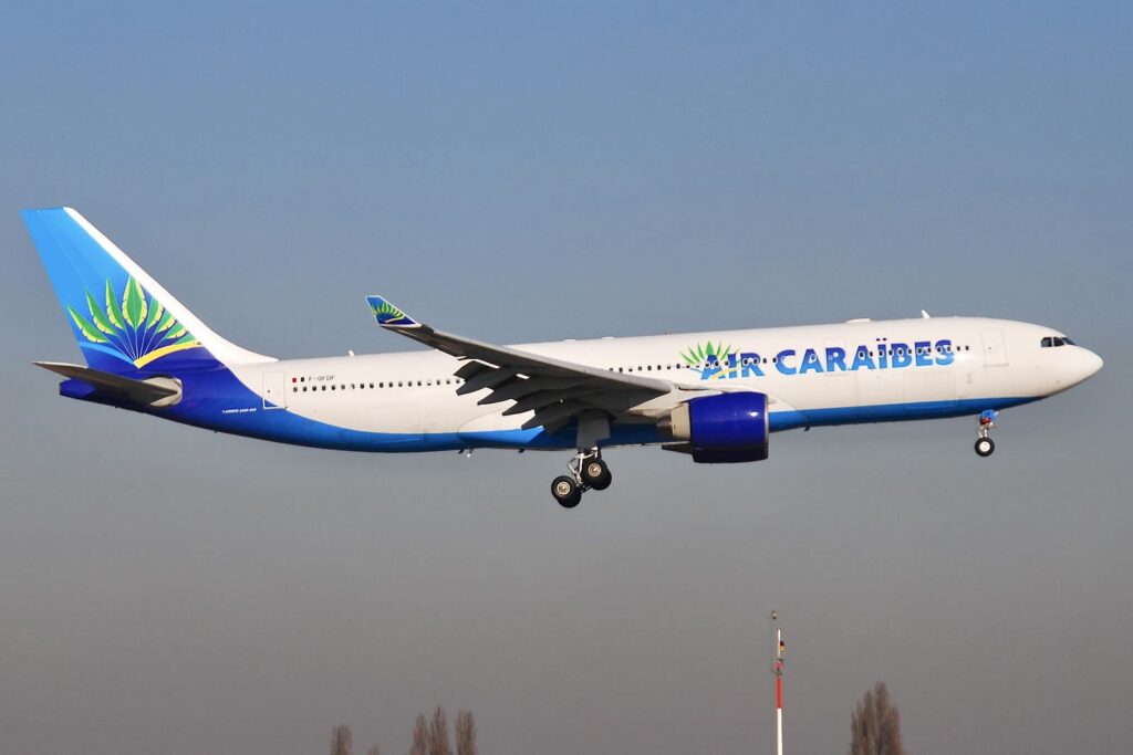 Air Caraïbes voltará a ter voos entre Paris e St. Maarten 8 Air Caraïbes voltará a ter voos entre Paris e St. Maarten