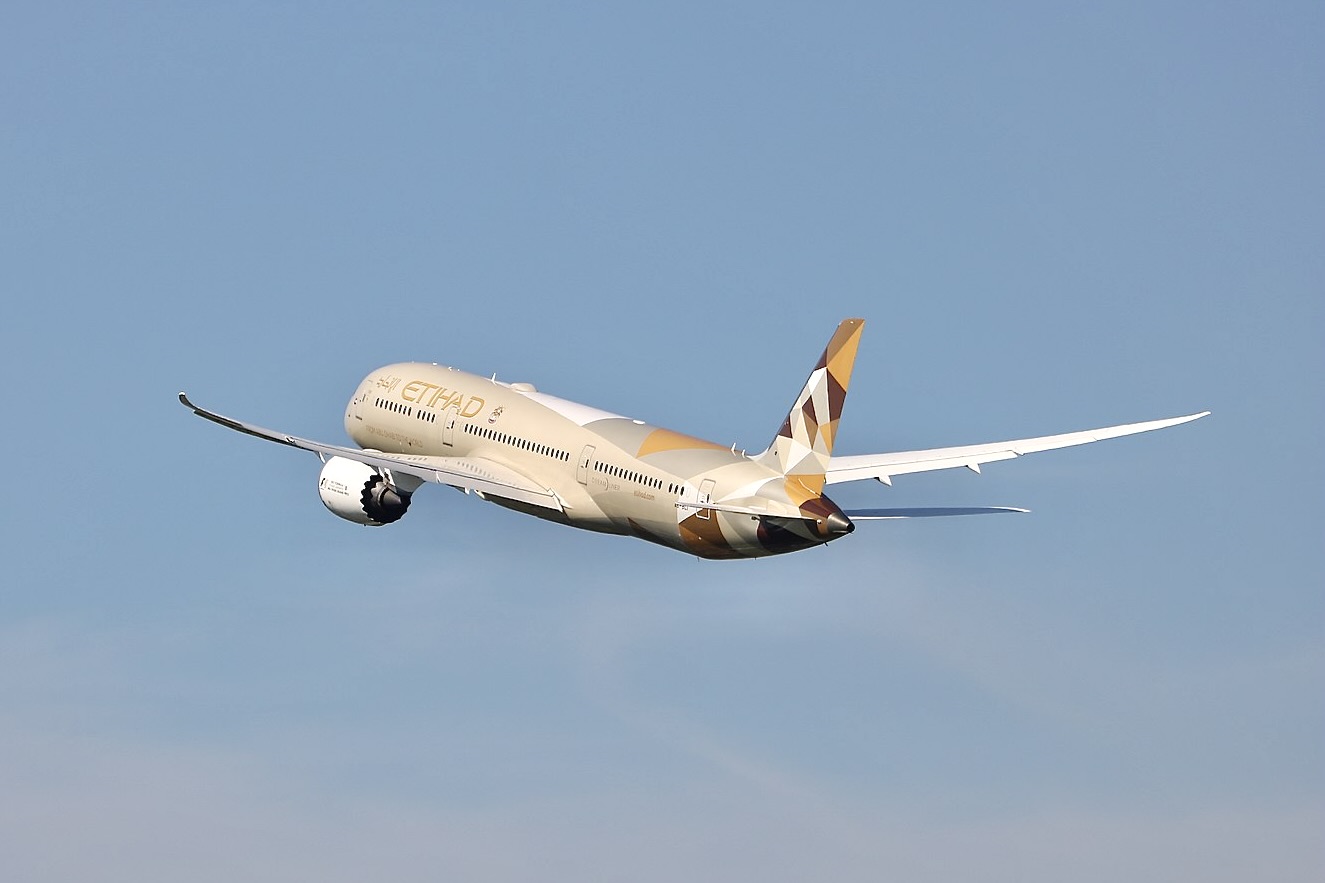 Etihad recebe três Boeing 787 em uma só semana
