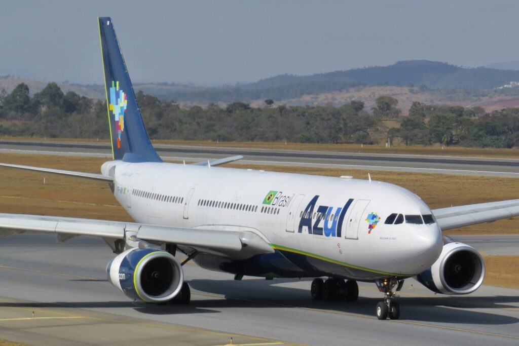 Azul anuncia voo direto do Nordeste para a Europa 2 Rota Campinas-Paris da Azul passa a ser sazonal