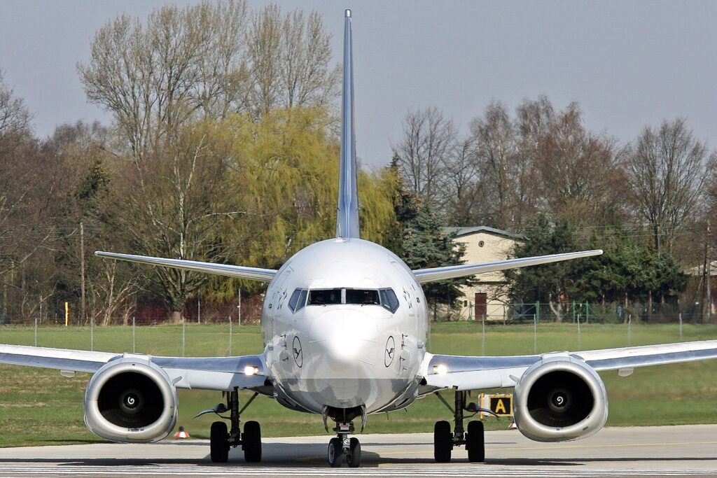 Saiba qual foi a primeira operadora de cada versão do Boeing 737 4 Saiba qual foi a primeira operadora de cada versão do 737