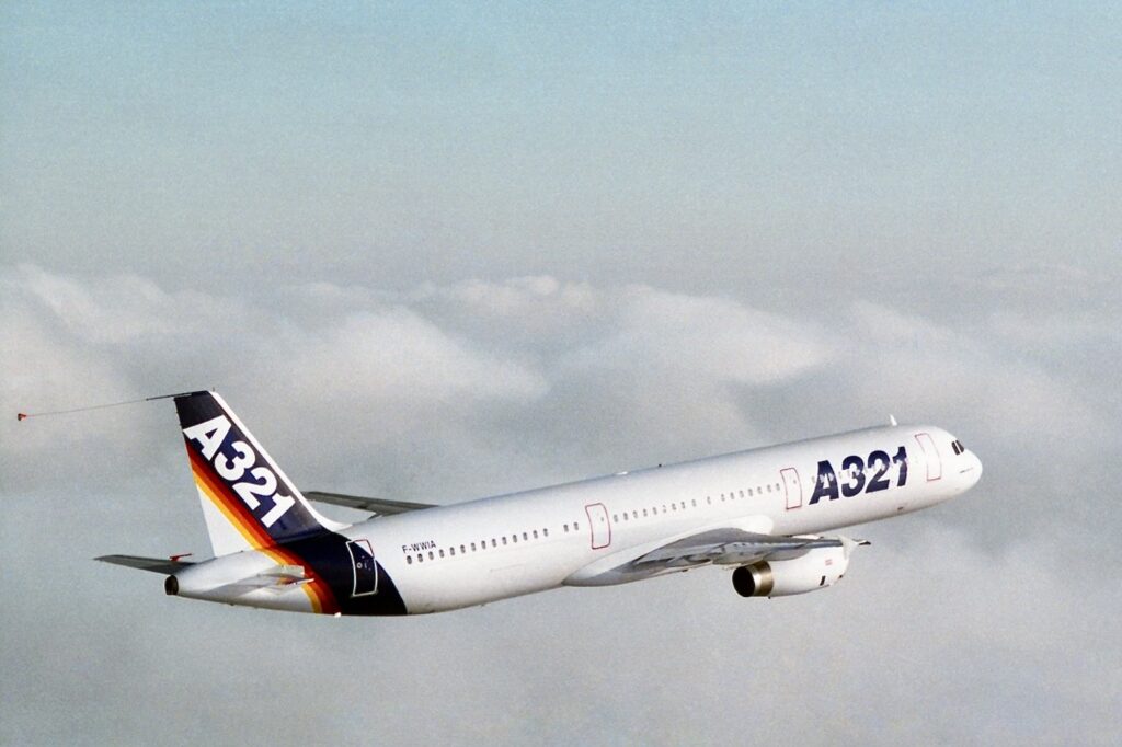 Há 31 anos, decolava pela primeira vez o A321