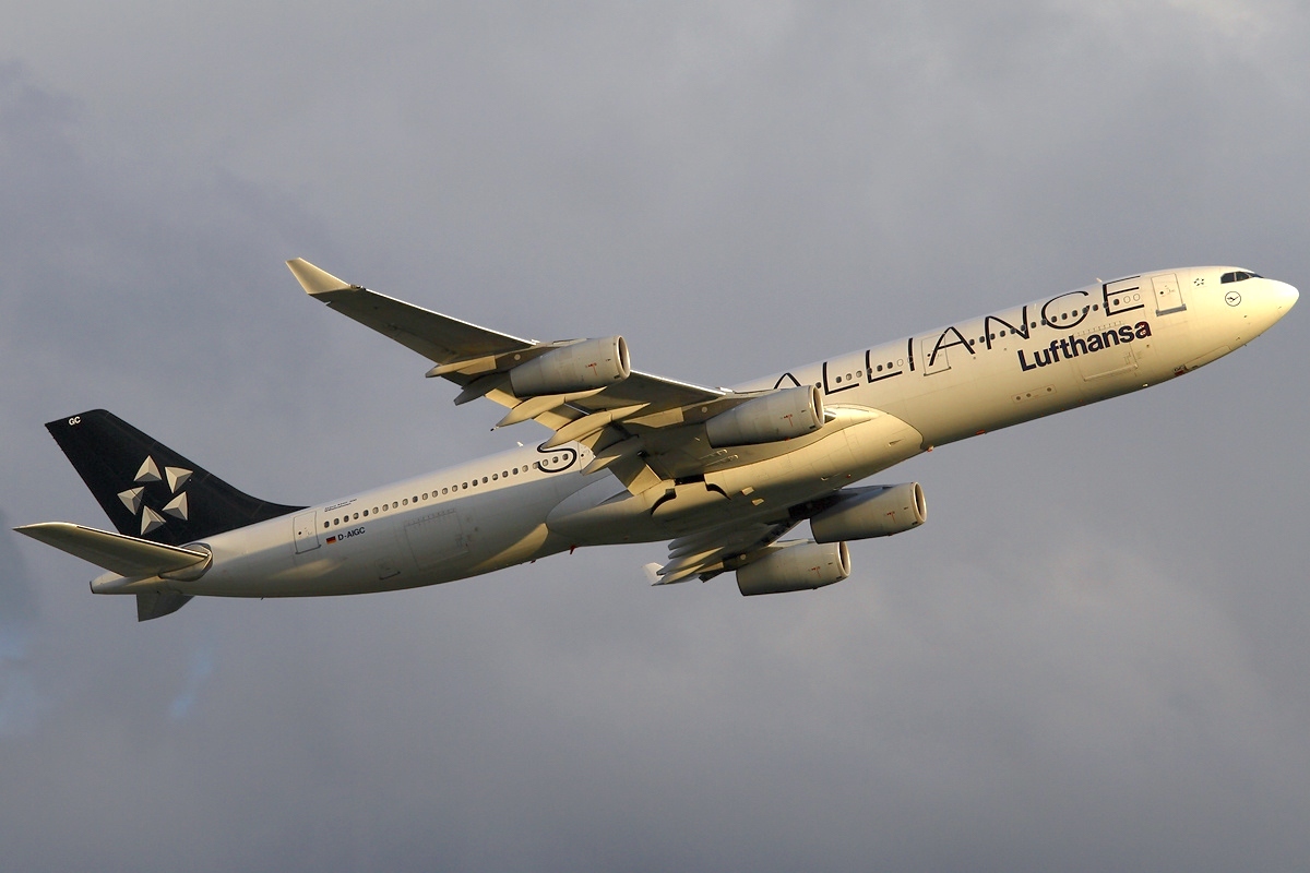 Lufthansa suspende temporariamente seus voos no Irã