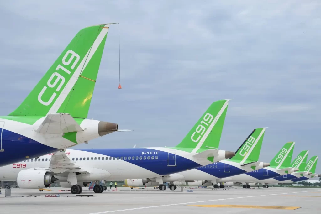 COMAC comemora 500 mil passageiros transportados no C919