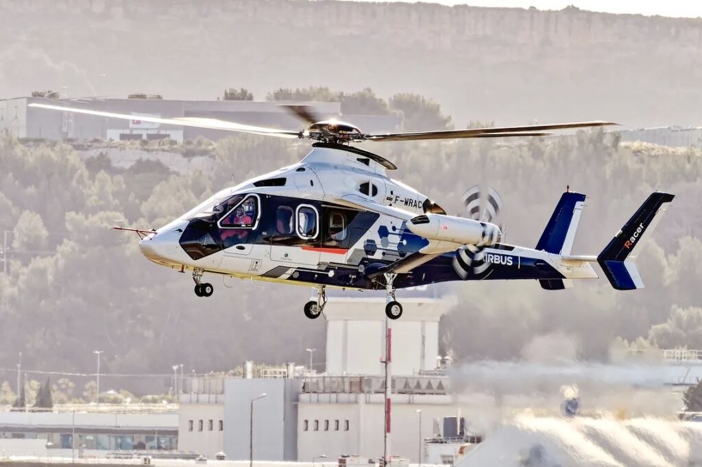 Airbus Helicopters conclui o 1º voo do veloz Racer 9 IMG 9276