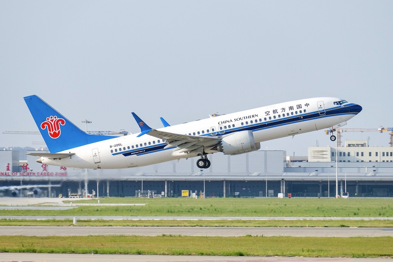 Boeing paralisa entregas para clientes chineses