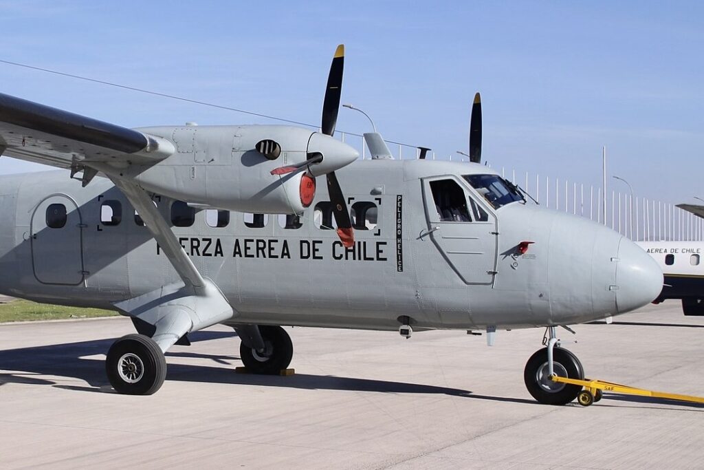 FACH envia Twin Otter ao Brasil em ajuda ao RS 8 FACH envia Twin Otter ao Brasil em ajuda ao RS