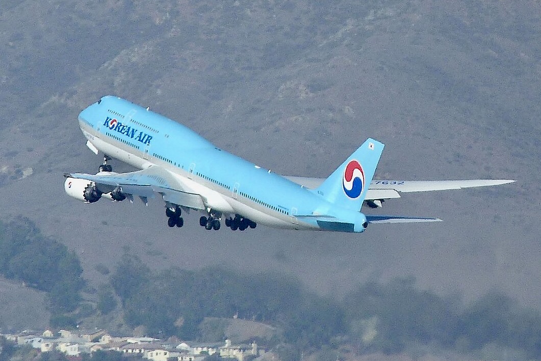 Korean Air vende cinco Boeing 747-8 para Sierra Nevada