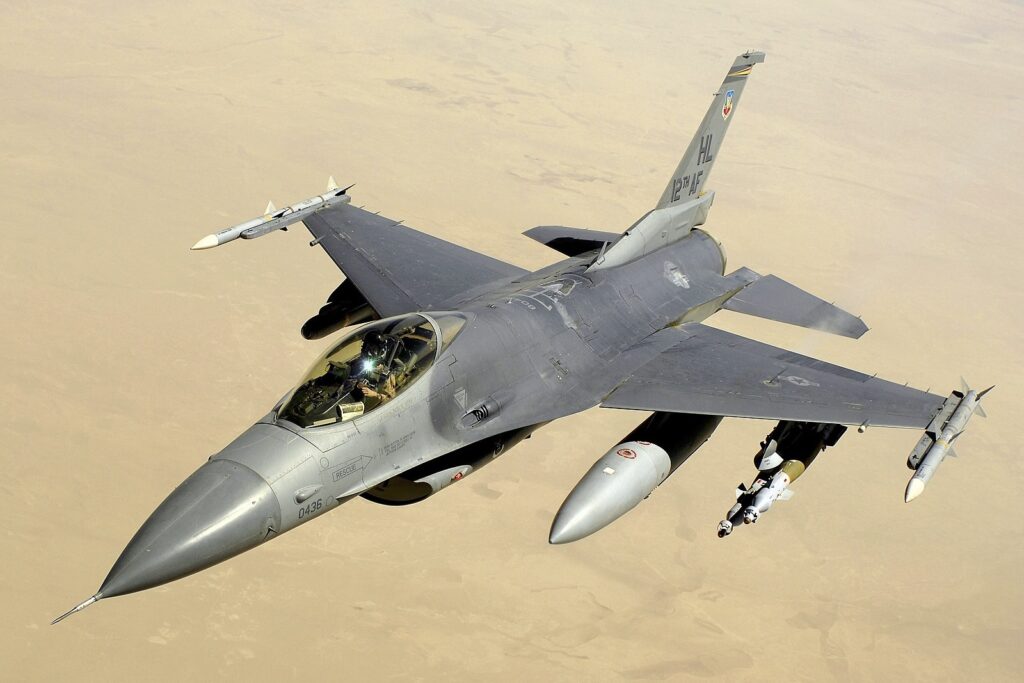 FAB estuda a possibilidade de aquisição do F-16 5 FAB estuda a possibilidade de aquisição do F-16