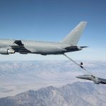 USAF quebra recorde ao voar por 45h com um KC-46A
