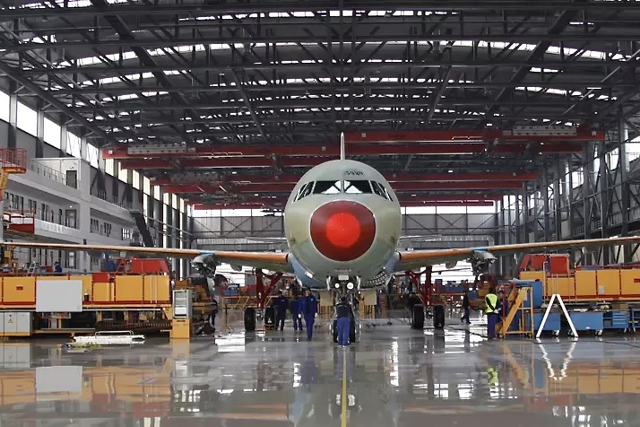 Airbus entrega 700º jato da família A320 produzido em Tianjin