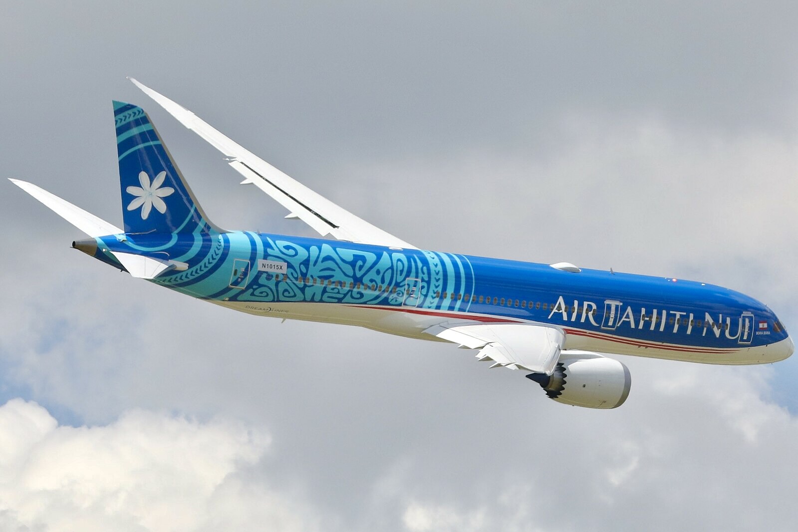 Air Tahiti Nui programa novos voos fretados para a Ilha de Páscoa