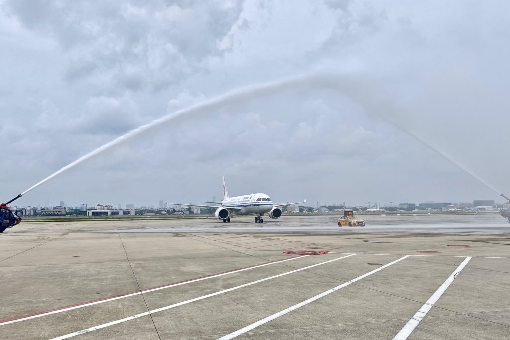 C919 estreia na malha de voos da Air China