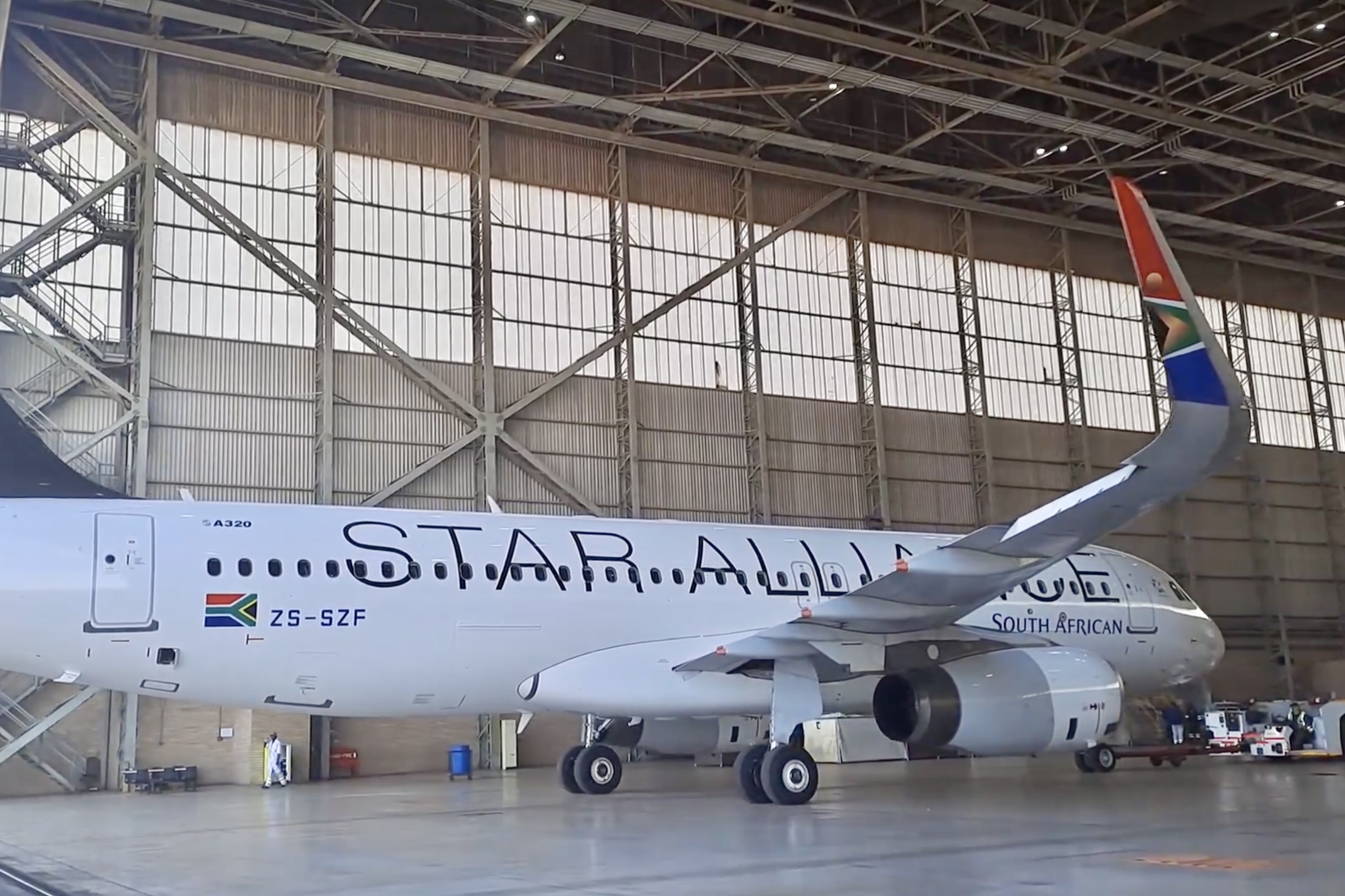 South African incorpora A320 com as cores da Star Alliance