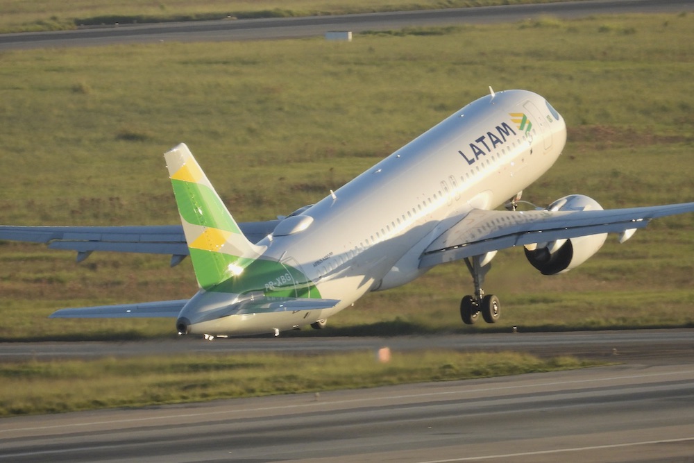 A320 da LATAM fará passagem no Domingo Aéreo no Campo de Marte