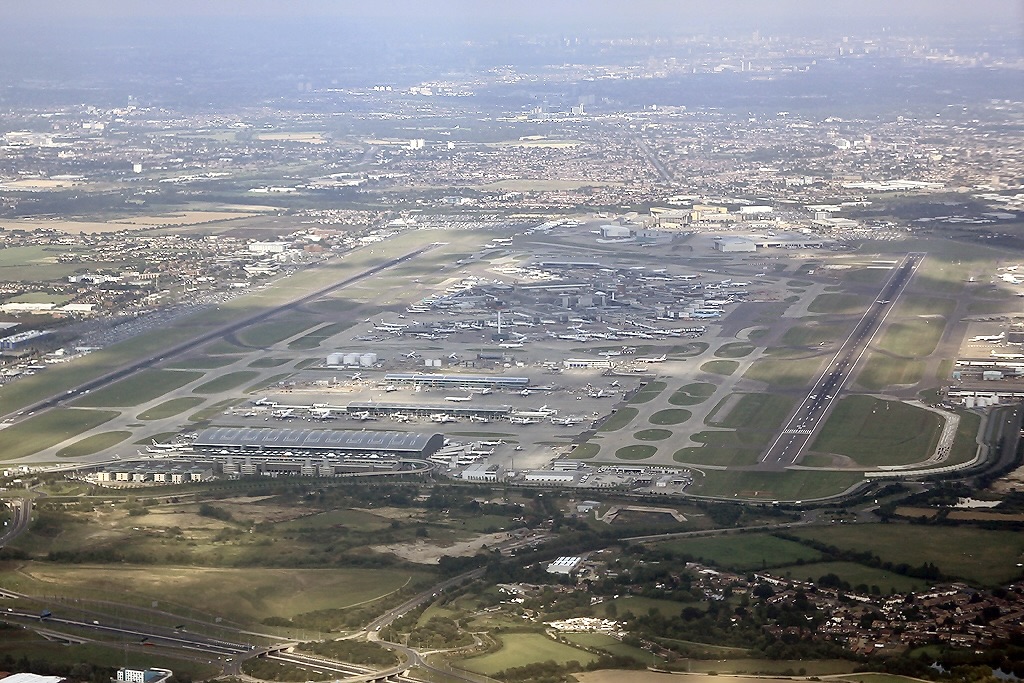 Aeroporto de Londres Heathrow registra pico histórico