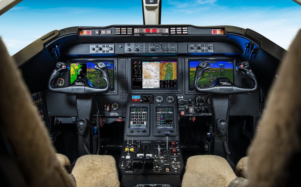 Líder Aviação é a primeira empresa a fazer instalação do Garmin G5000 no Brasil