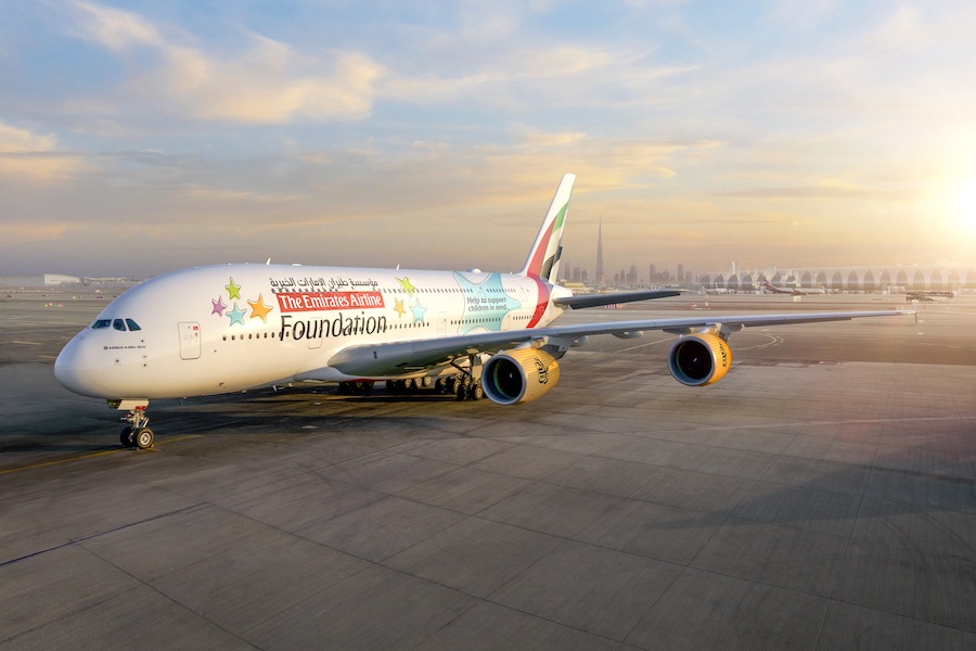 Emirates com nova pintura especial no A380