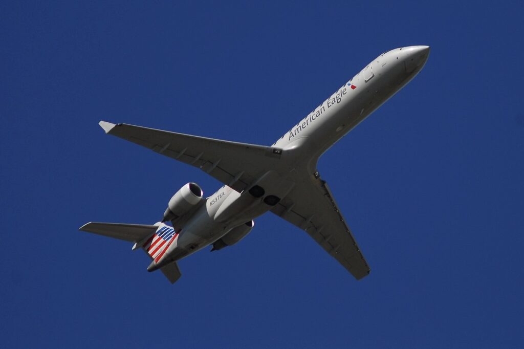 CRJ-700 da American Eagle colide com helicóptero na aproximação em Washington 6 IMG 2893