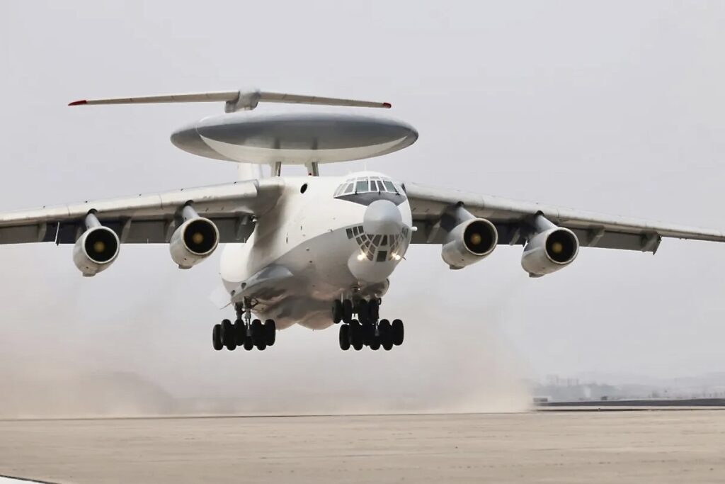 Coreia do Norte apresenta seu primeiro Il-76 AEW&C 6 Coreia do Norte apresenta seu primeiro Il-76 AEW&C
