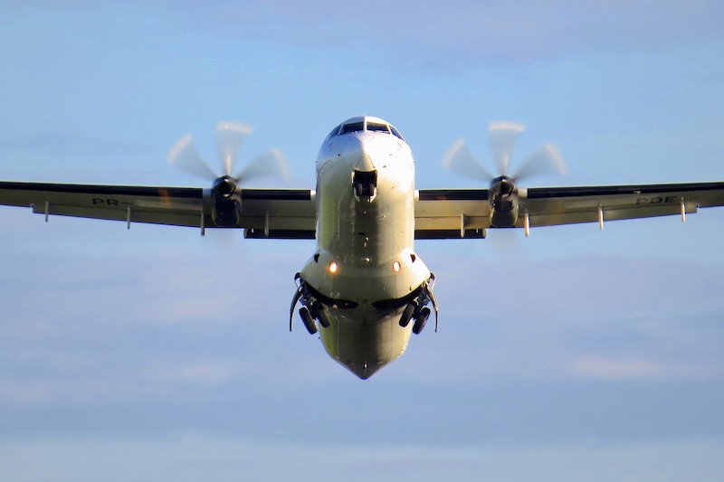 A primeira operadora de cada versão do ATR 5 A primeira operadora de cada versão do ATR