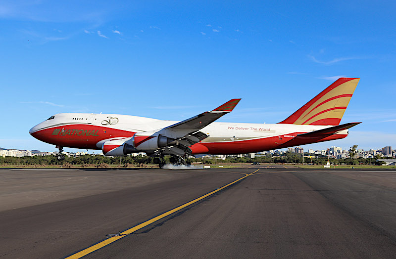 Boeing 747 da National realiza voo pontual em Porto Alegre 1 Boeing 747 da National realiza voo pontual em Porto Alegre