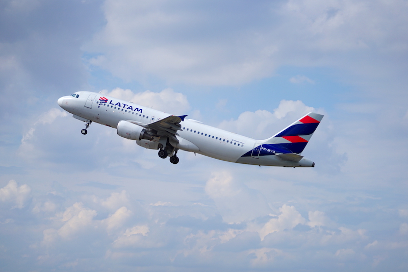 A ocupação da LATAM nas novas rotas para Dourados, Bonito, Parnaíba e Uberaba 8 LATAM planeja aumentar suas frequências na Venezuela