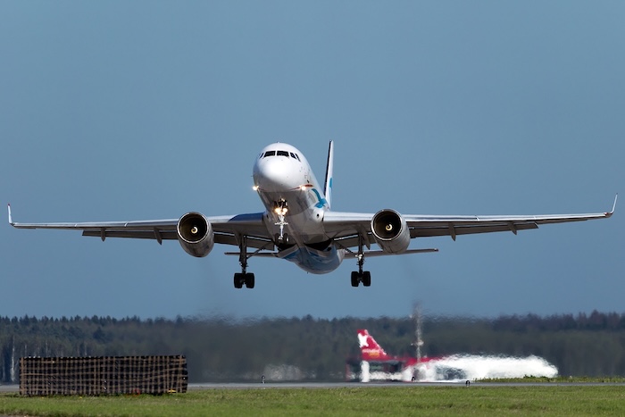 A340 do Irã e Tu-204 da Rússia pousam em Brasília 2 A340 do Irã e Tu-204 da Rússia pousam em Brasília