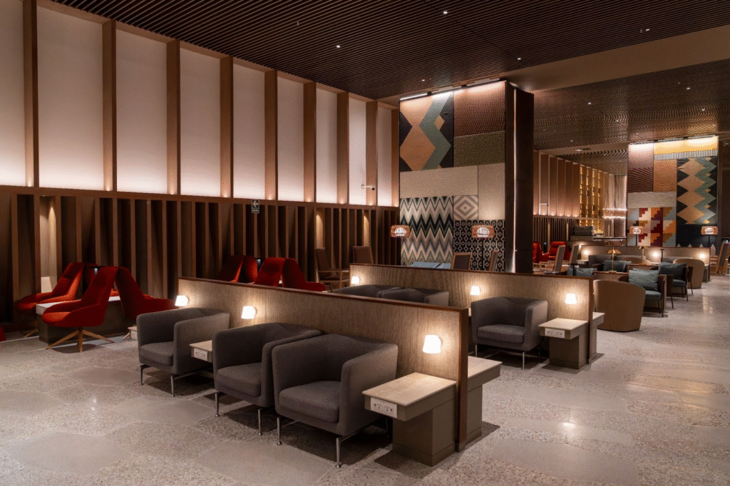 LATAM Airlines inaugura novo Lounge em Lima 7 LATAM Airlines Group inaugura novo Lounge em Lima