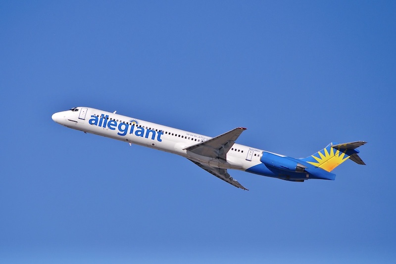 Após anos parado nos EUA, MD-83 cruza o Atlântico até a Bélgica 7 Após anos parado nos EUA, MD-83 cruza o Atlântico até a Bélgica
