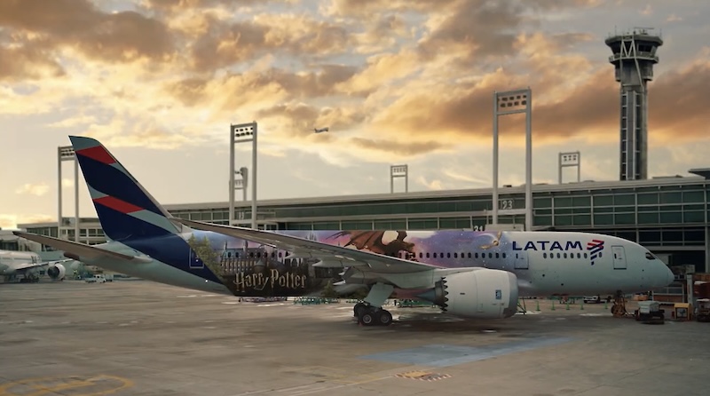 LATAM customiza aeronaves com pintura do Harry Potter 1 LATAM customiza aeronaves com pintura do Harry Potter