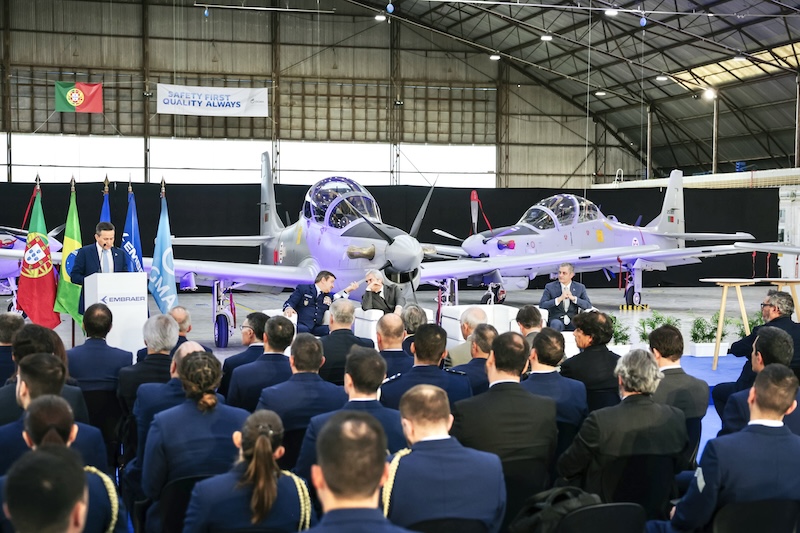 Embraer entrega os primeiros A-29N Super Tucanos para a FAP 11 Embraer entrega os primeiros A-29N Super Tucanos para a FAP