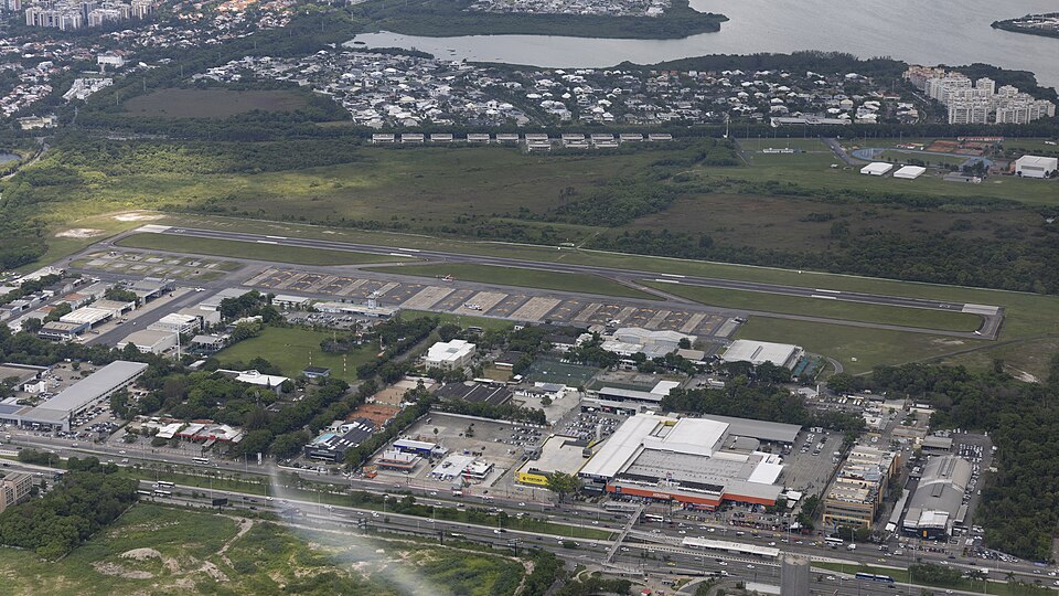 Com investimentos de R$ 120 milhões, obras no Aeroporto de Jacarepaguá são entregues 3 Com investimentos de R$ 120 milhões, obras no Aeroporto de Jacarepaguá são entregues