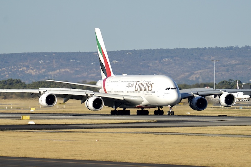 Emirates retoma voos de Dubai para o Brasil e Guarulhos terá três A380 em solo 5 Emirates’ iconic A380 returns to Dubai with world-first Starlink Wi-Fi onboard