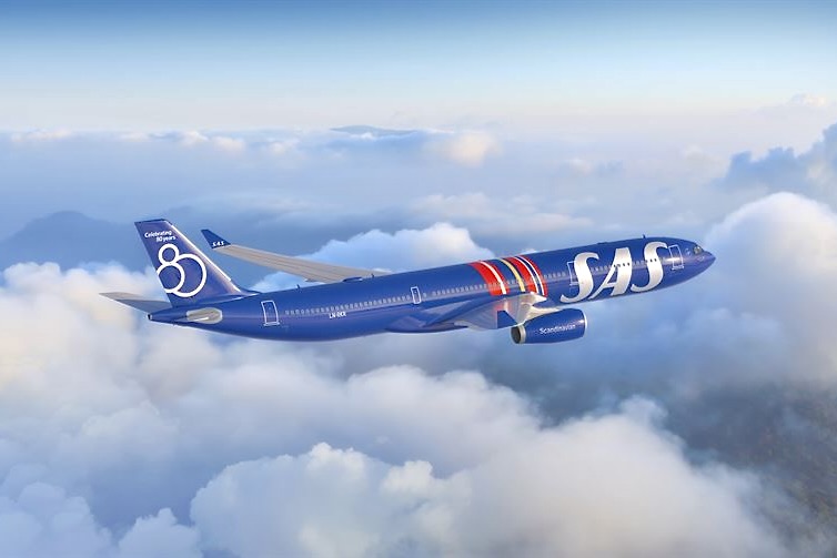 SAS celebra 80 anos com pintura especial em A330 3 SAS marks 80 years with anniversary aircraft